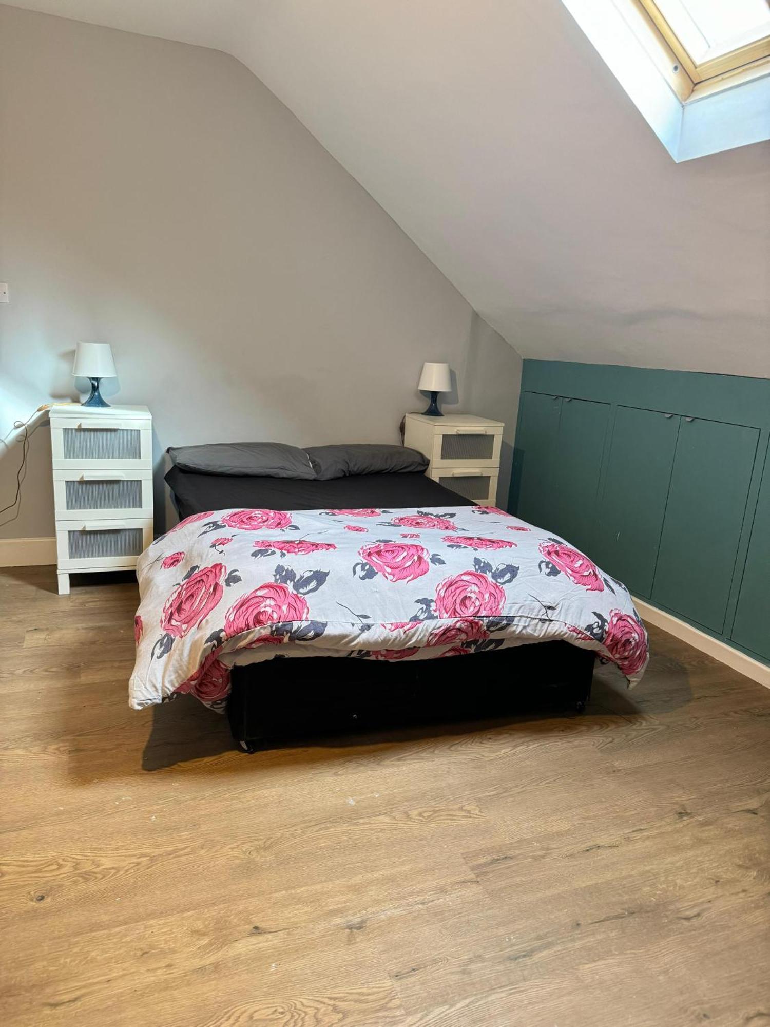 Nice And Pleasant Thornton Heath Экстерьер фото