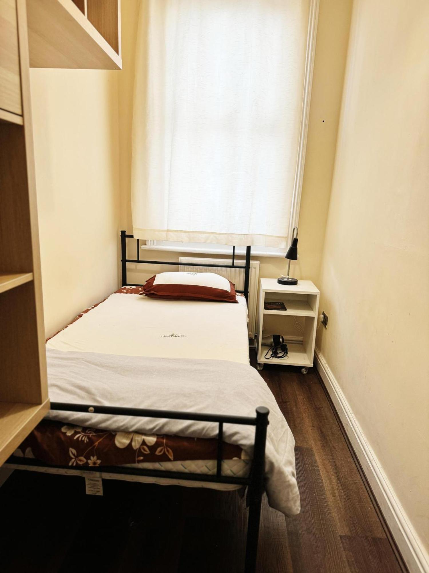 Nice And Pleasant Thornton Heath Экстерьер фото